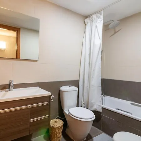 Piso Con Piscina En El Centro De Апартаменты